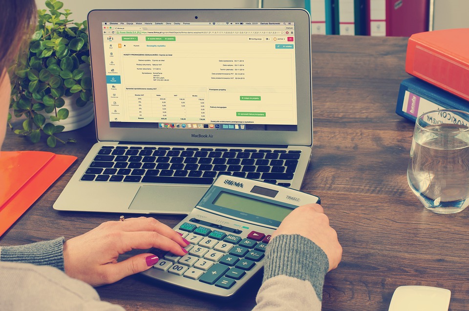 a financial advisor with calculator